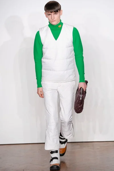 Look 7